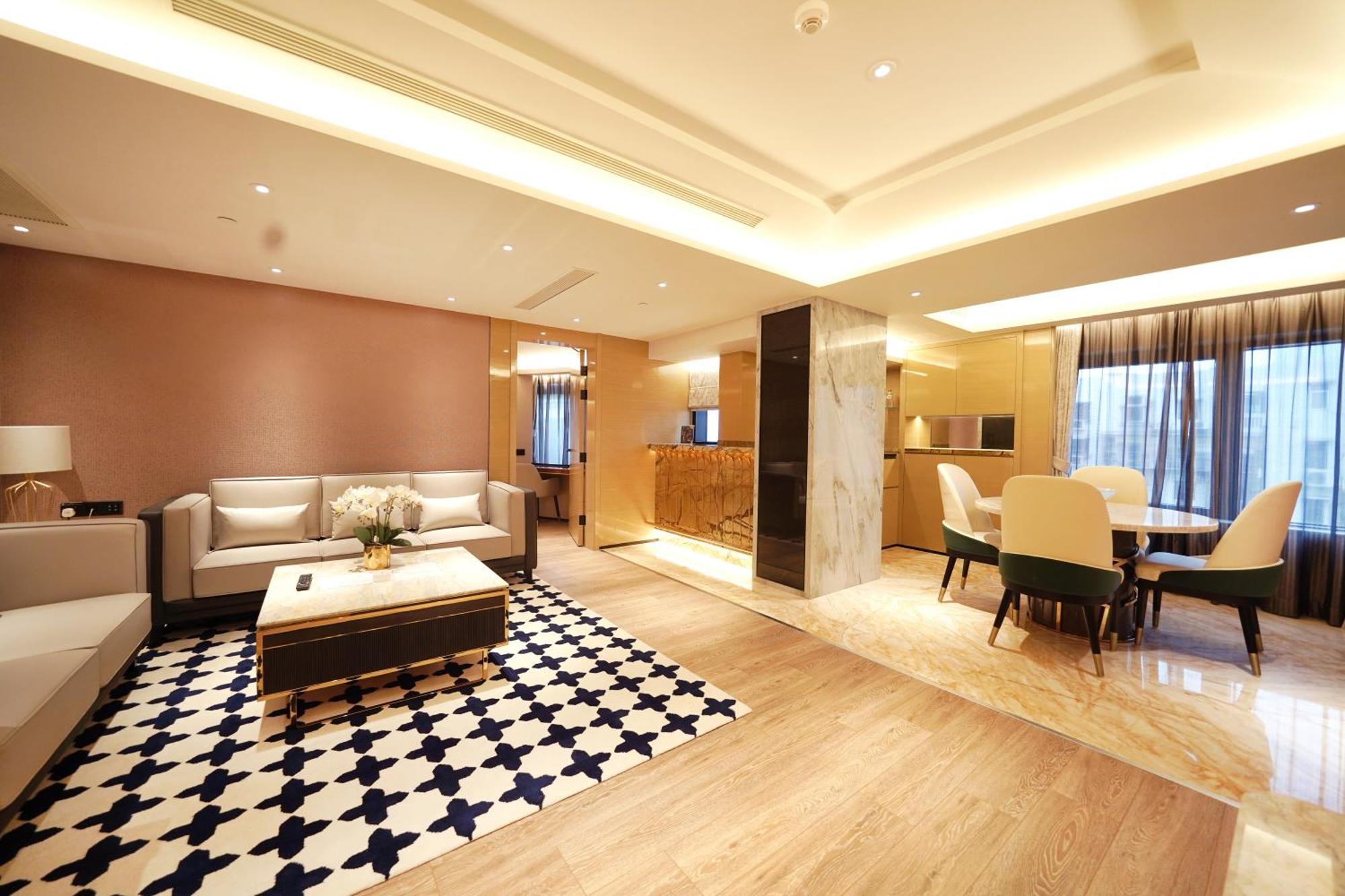 Golden Suite Double Room