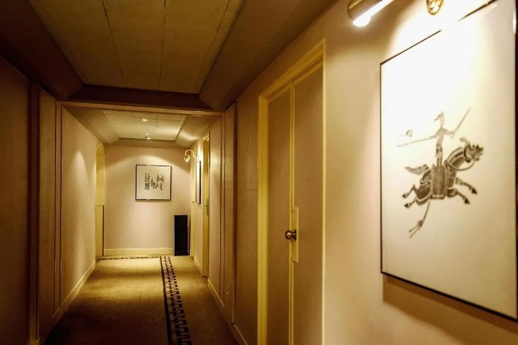 Regency Art Hotel-1