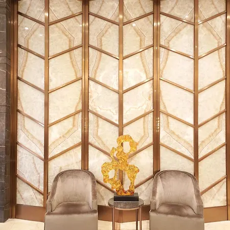 Royal Dragon Hotel-2